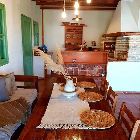 Country house Country House Kassandra's *